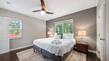 2 dormitoris, escriptori, planxa i posts de planxar i wifi gratuïta