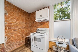 Interior - Cozy Studio with Parking | Near UC, Zoo, Downtown (Cincinnati)