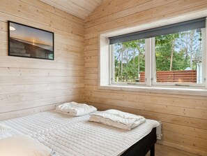 3 bedrooms, Internet