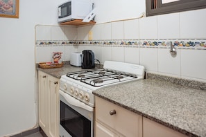 Appartement, 1 chambre, balcon, vue ville | Intérieur