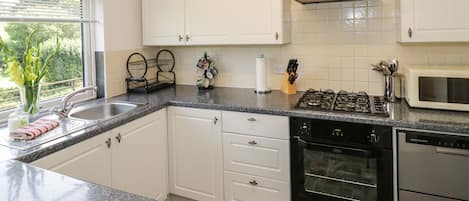 Fridge, dishwasher, electric kettle, toaster