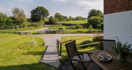3 Oaks Lodge