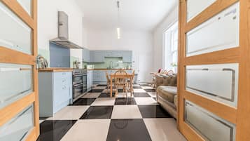 Fridge, dishwasher, electric kettle, toaster