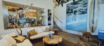 Kasuari - Steps to Resort Pool, Beach Front Location