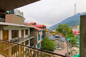 Balcony - Fabhotel Negis Shivalaya (Manali)