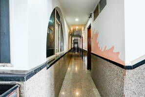 Lobby - Fabhotel Silver Inn Ii (Nashik)