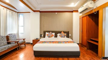 Deluxe Room | Egyptian cotton sheets, premium bedding, in-room safe, free WiFi