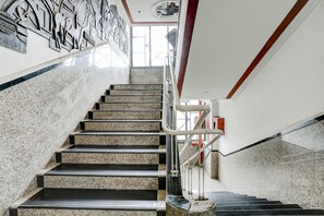 Lobby - Fabhotel Silver Inn Ii (Nashik)