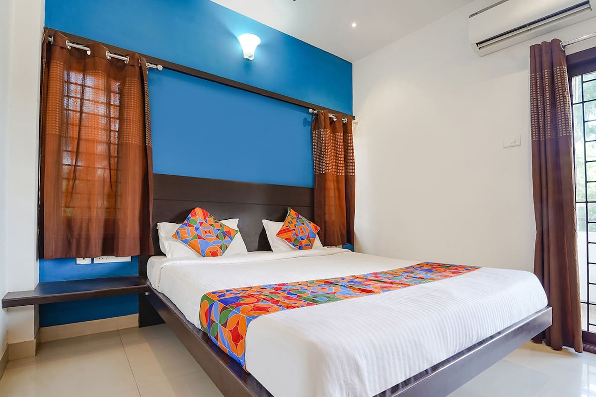 egyptian cotton sheets, premium bedding, in-room safe, free wifi