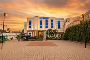 Unclassified image, 4 of 32, button - FabHotel Jalandhar Corporate Suites (Jalandhar)