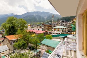 Balcony - Fabhotel The Moon (Manali)