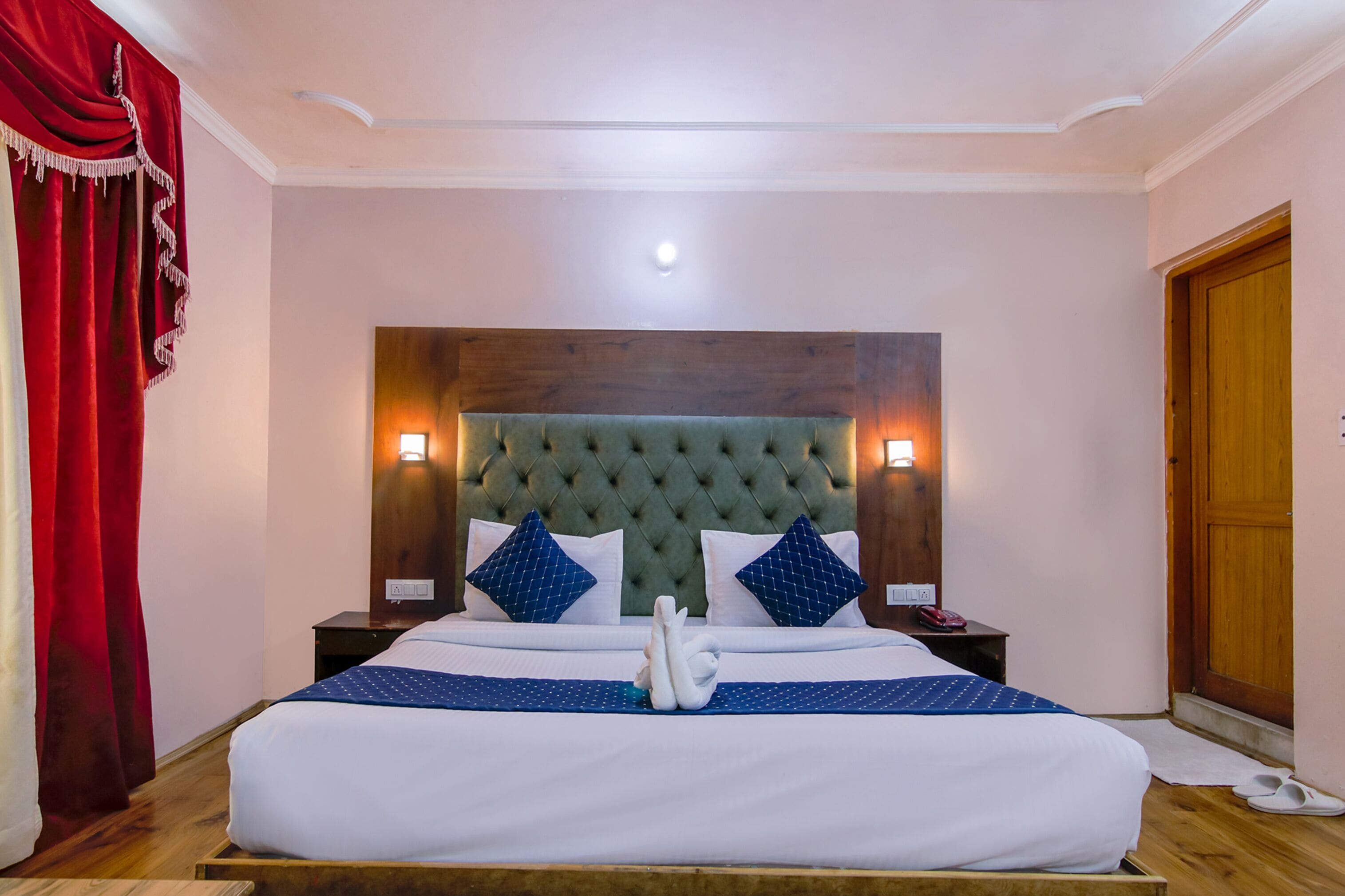 Deluxe Room | Egyptian cotton sheets, premium bedding, in-room safe, free WiFi
