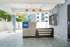 Reception - Fabhotel Skyline I (Pune)