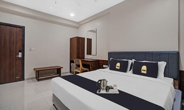 Egyptian cotton sheets, premium bedding, in-room safe, free WiFi