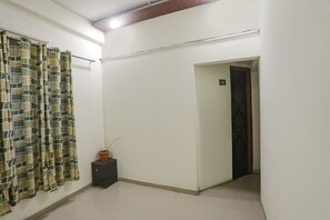 Lobby - Fabhotel Happy Stay Inn (Nagpur)
