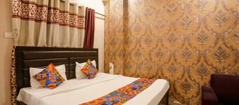 Fabhotel Happy Stay Inn
