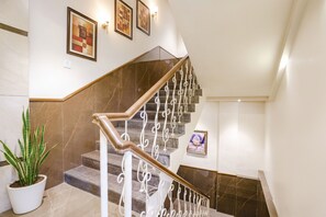 Lobby - Fabhotel Springs Lodging (Mumbai)