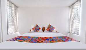 Egyptian cotton sheets, premium bedding, in-room safe, free WiFi - Fabhotel Snow Drop (Coimbatore)