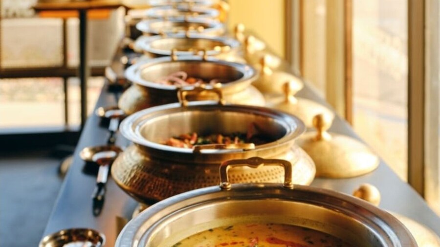 FabHotel Padmawati Palace - Nirman Vihar