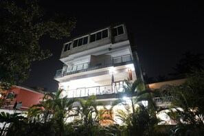 Ngoại thất