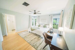 2 bedrooms, travel cot, WiFi