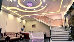Reception - Fabhotel Elegance (Faizabad)