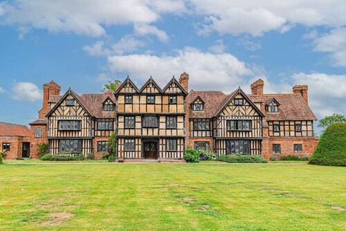 Severn End - 15th Century Manor House
