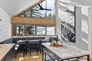 Dining - Slopeside Luxury Retreat |  Private Hot Tub + Hike from your door! (Telluride)