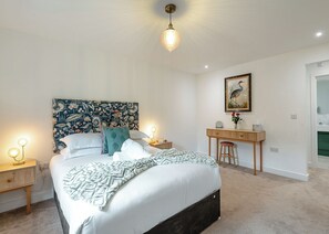 2 bedrooms