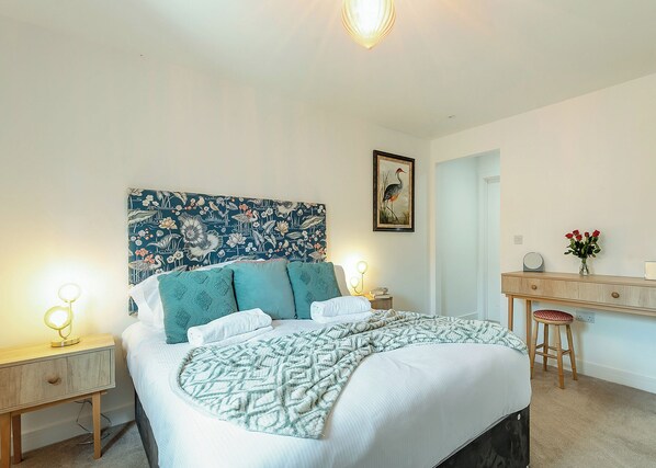 Unclassified image, 1 of 29, button - 3 bedroom accommodation in Orby (Orby)