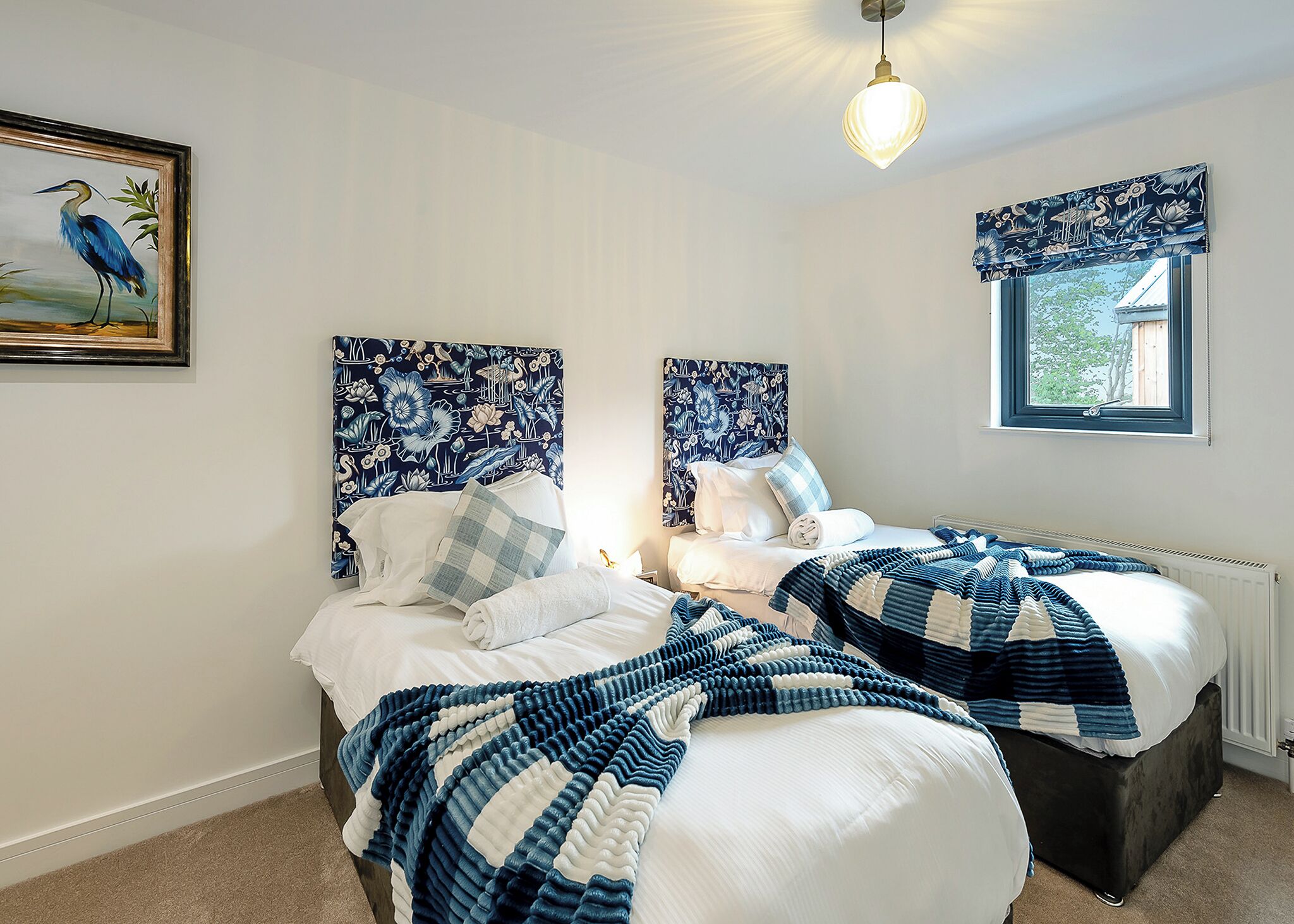 Bedroom, Bed, House