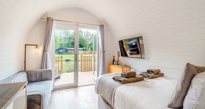 Lakeside Micro Lodge