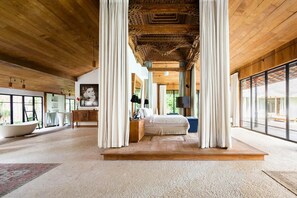 5 habitaciones, wifi y ropa de cama