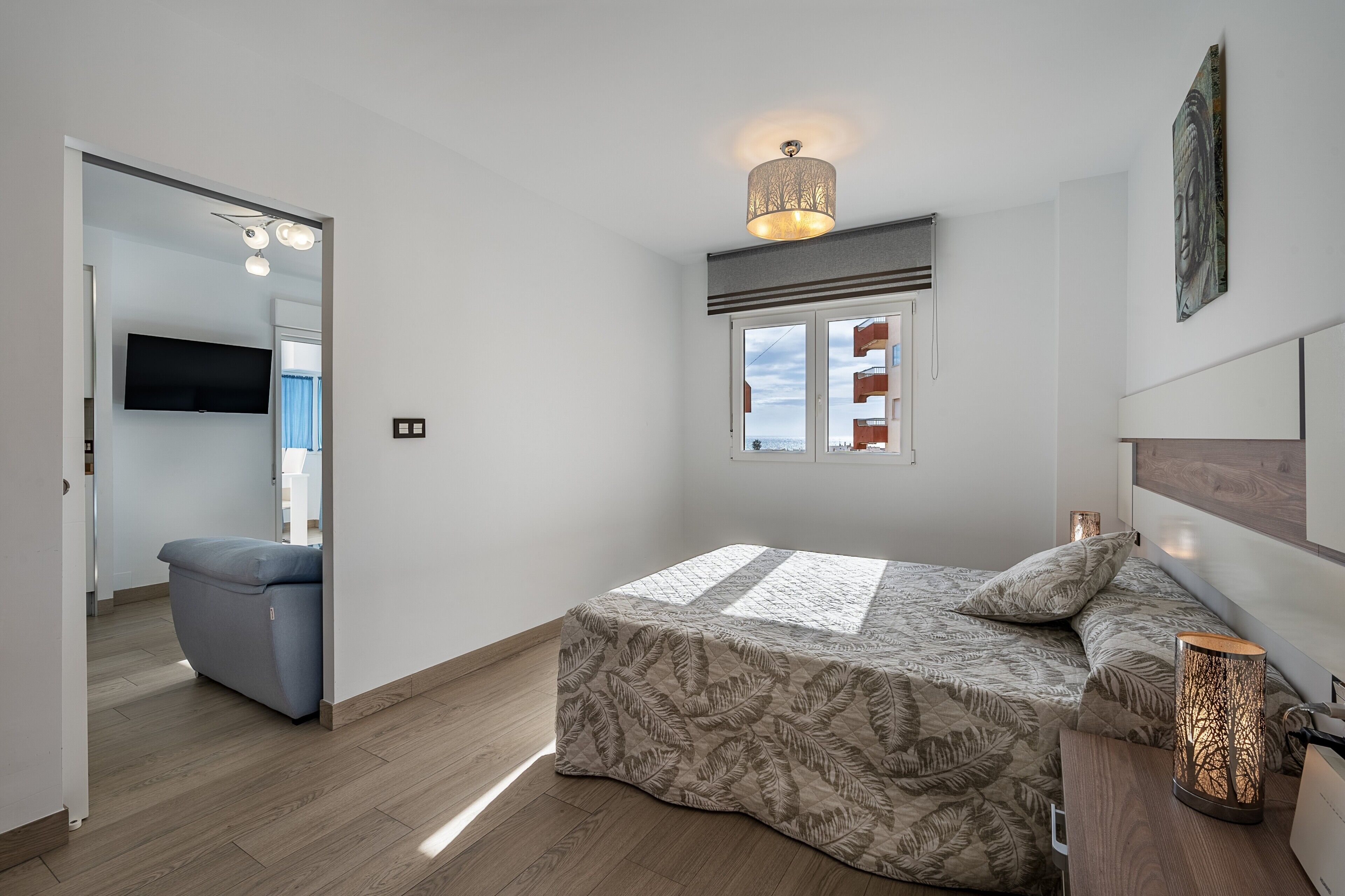 2 habitaciones, tabla de planchar con plancha y wifi gratis 