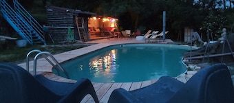 Vakantiehuis 'La Laiterie' met Gedeeld Zwembad, Balkon en WiFi