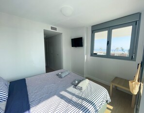 4 chambres, fer et planche à repasser, accès au Wi-Fi (inclus)