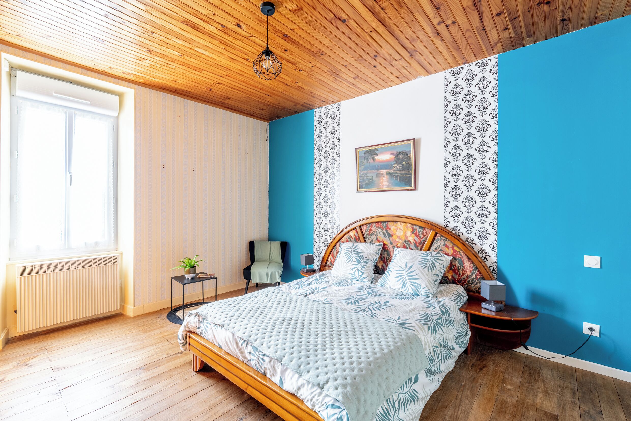 3 chambres, fer et planche à repasser, Wi-Fi gratuit, draps fournis