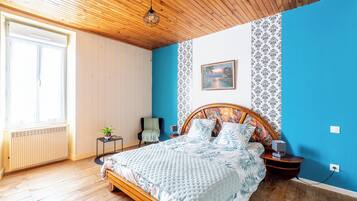 3 chambres, fer et planche Ă repasser, Wi-Fi gratuit, draps fournis