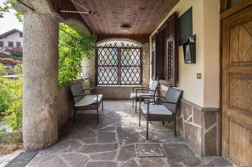 Apartment 'Casa Delmarco' with Private Terrace and Private Garden