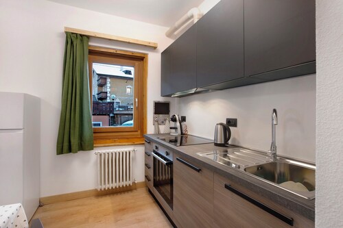 Ferienwohnung "Arlecchino" mit Bergblick, Balkon und WLAN