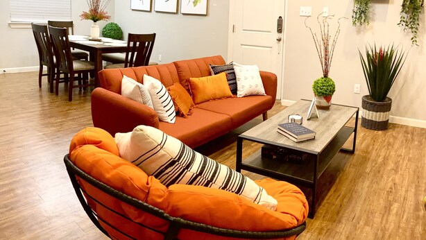Unclassified image, 1 of 15, button - NEW! Luxury Apt, 5 min from Mall, Airport, & Dine! (McAllen)