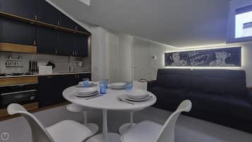 Apartment (1 Bedroom) | Front of property