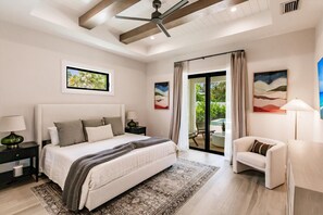 4 bedrooms, desk, iron/ironing board, travel crib - Luxe Coastal Getaway Naples Vanderbilt Beach Home Heated Pool/Spa Pet Friendly (Naples)