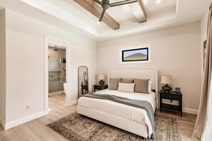 4 bedrooms, desk, iron/ironing board, travel cot