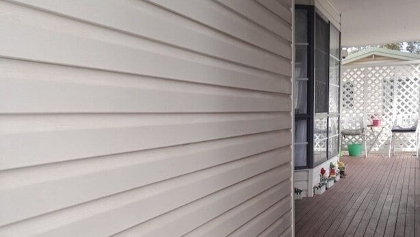 Exterior detail - SizzlingSummerRates@TheWhiteHouse (Carrum Downs)