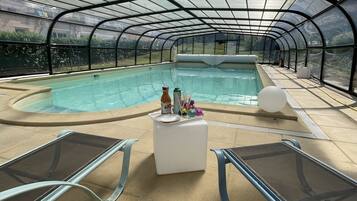 Piscine couverte, piscine chauffée