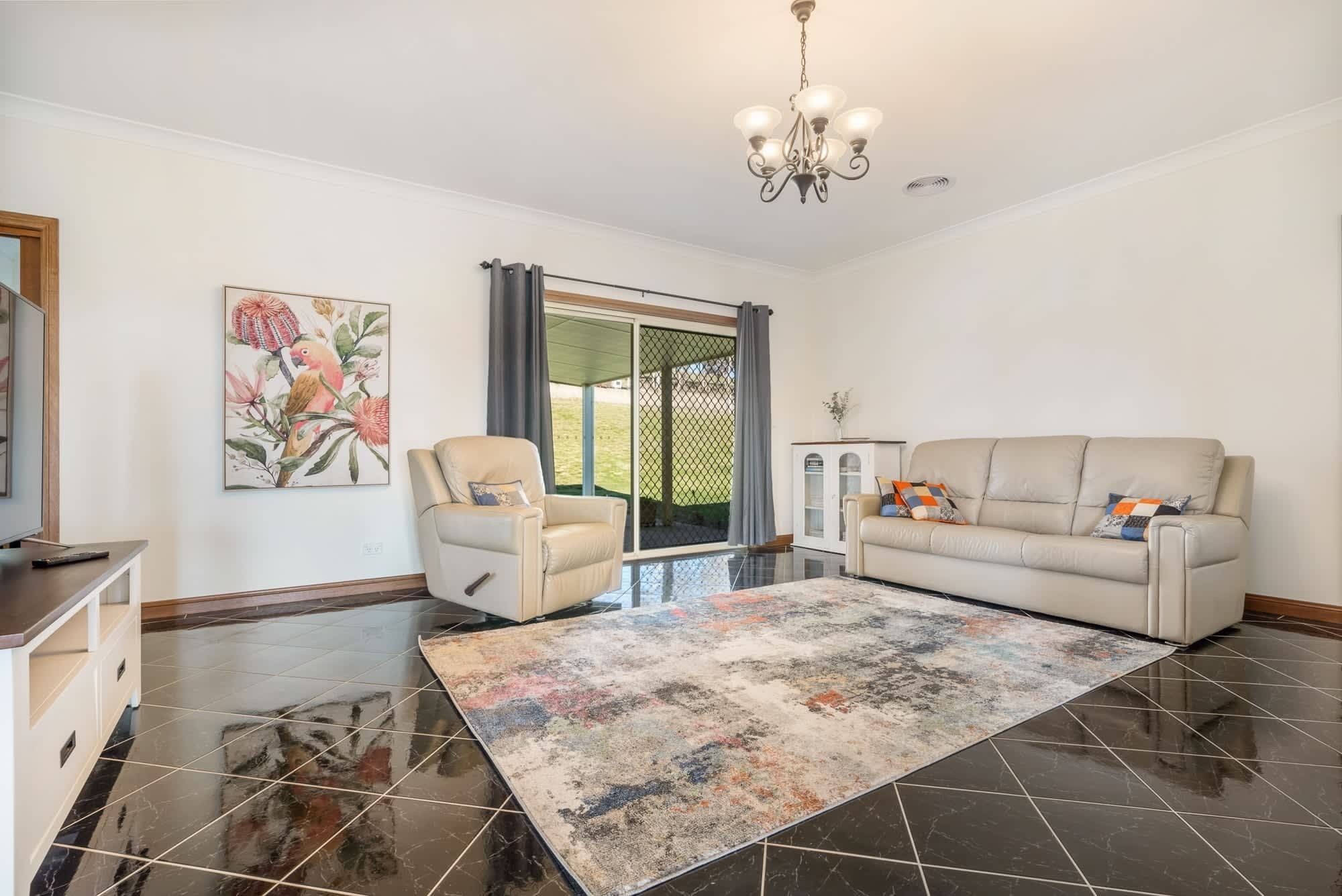 Waringa Downs Farm Stay - Close To Mayfield Garden - Oberon