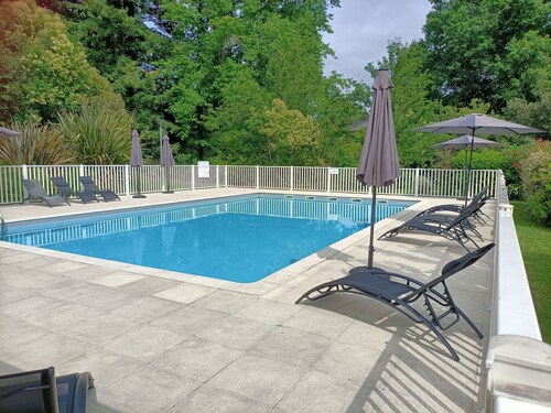 T2 Balcon dans Résidence avec piscine B26