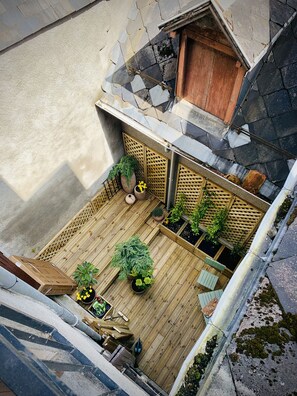 Terrace/patio - T2 Avec une Cour Privée Proche du Marché de Luchon ! (Bagnères-de-Luchon)