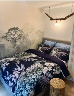 1 bedroom, iron/ironing board, free WiFi, bed sheets - T2 Avec une Cour Privée Proche du Marché de Luchon ! (Bagnères-de-Luchon)